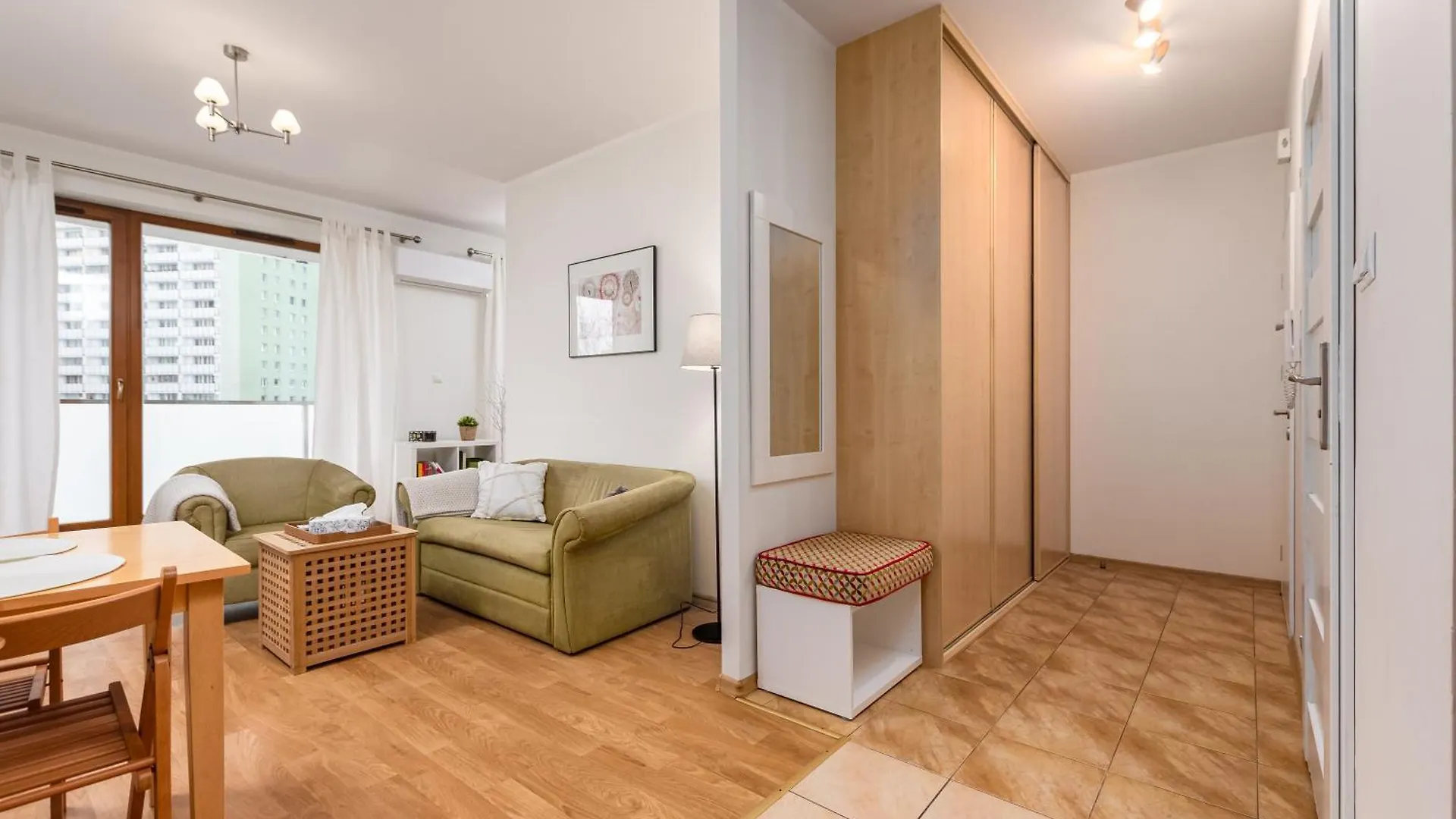 Apartment Krypska 18 By Homeprime Warsaw